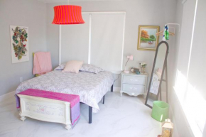 Colorful and Luminous Suite near MIA
